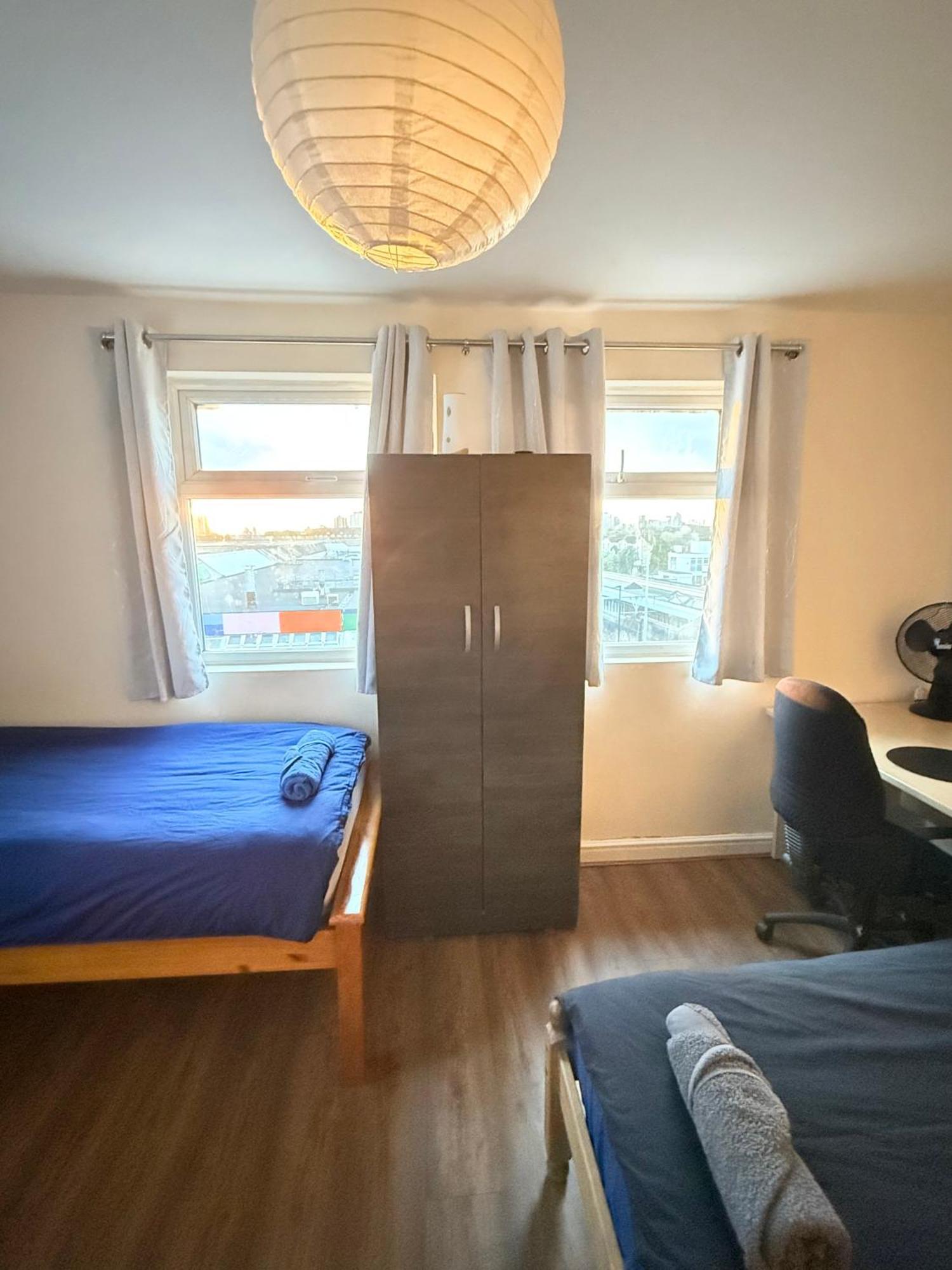 Upton Park - House Apartment London Bagian luar foto