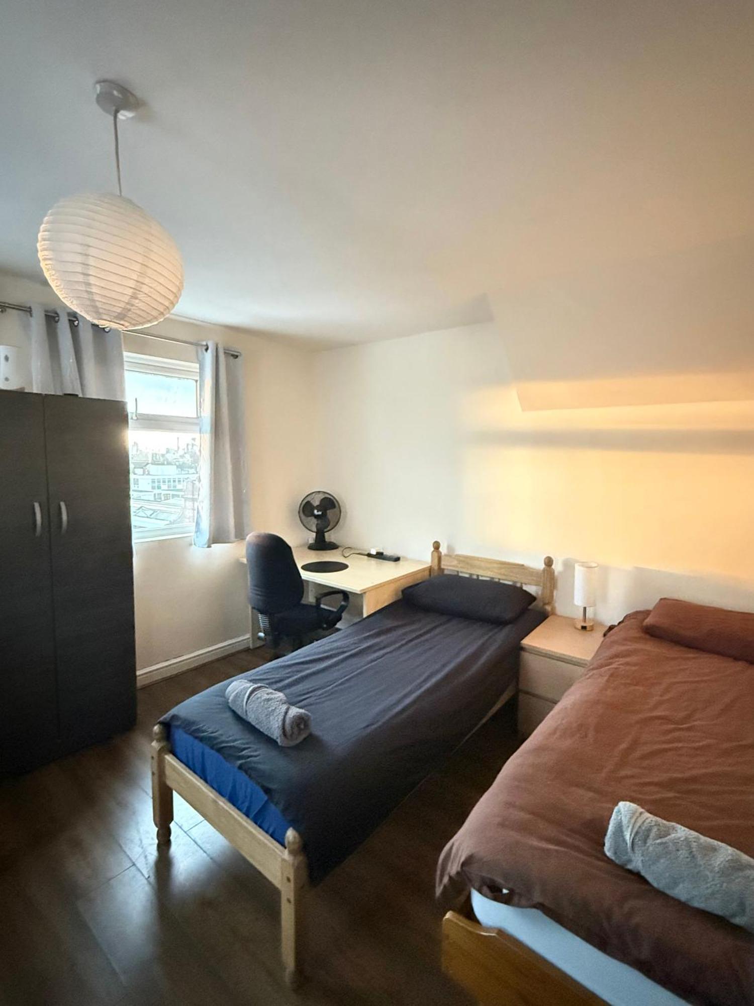 Upton Park - House Apartment London Bagian luar foto